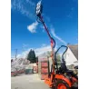 Taille-haie à sections LIDERFARM 190 cm monté sur micro-tracteur avec bras déployé en hauteur