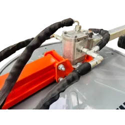 Le moteur dispose d'un système de drainage hydraulique.