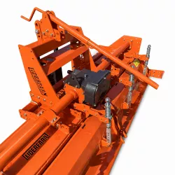 Points de réglage de l’attelage de la fraise rotative 2,50 m