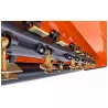 Vue sous le carter du broyeur agricole LIDERFARM 3 m montrant le rotor et ses marteaux.
