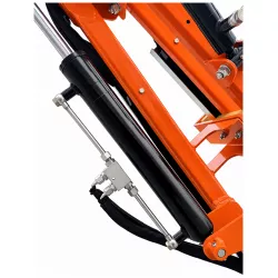 Vérin hydraulique du taille-haie LIDERFARM avec bloc de raccordement, conduites rigides et flexibles protégés