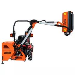 Épareuse LIDERFARM 80 cm sur micro-tracteur avec bras déployé latéralement et tête verticale