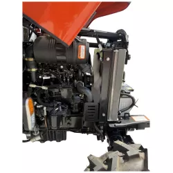 Côté gauche du moteur du micro-tracteur LIDERFARM LF-26, capot ouvert