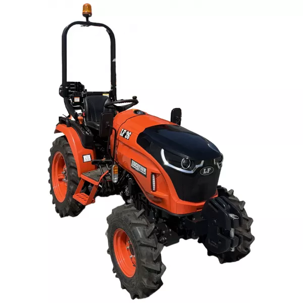 Micro-tracteur LIDERFARM LF-26 à pneus agraires, vue de trois quarts avant Micro-tracteur LIDERFARM LF-26 à pneus agraires, vue de trois quarts avant