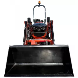 Vue de face du godet du chargeur frontal monté sur le micro-tracteur LIDERFARM LF-26