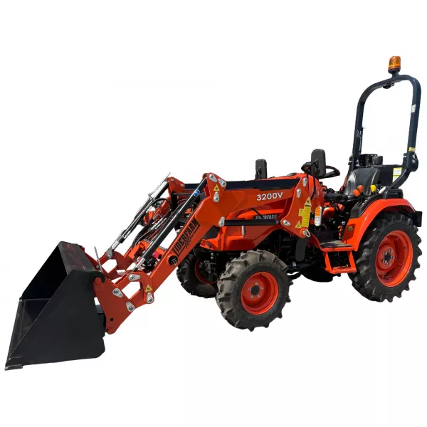Micro-tracteur LIDERFARM LF-26 avec chargeur frontal et godet, vue de trois quarts avant gauche Micro-tracteur LIDERFARM LF-26 avec chargeur frontal et godet, vue de trois quarts avant gauche