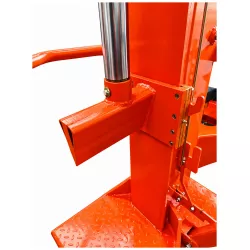 Coin de fendage et tige du vérin hydraulique de la fendeuse LIDERFARM 26T