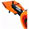 Table et rail vus depuis les commandes de la fendeuse cinétique LIDERFARM 22T