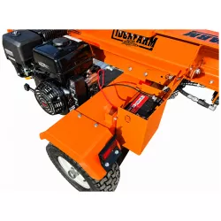 Batterie et moteur de la fendeuse LIDERFARM 40T thermique avec lève-bûche