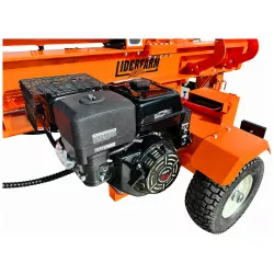 Moteur thermique 15CV de la fendeuse LIDERFARM 40T thermique avec lève-bûche