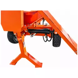 Béquille et vérin de levage de la fendeuse LIDERFARM 40T thermique avec lève-bûche
