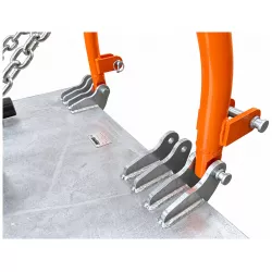 Platines et points de fixation de l’attelage du gyrobroyeur galvanisé LIDERFARM 1,20 m