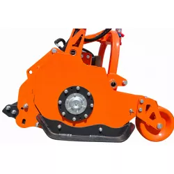 Flasque latéral, palier du rotor et roue de support du broyeur semi-forestier LIDERFARM 2 m