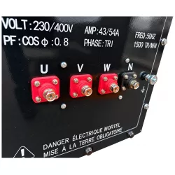 Générateur LIDERFARM 37 kVA — bornes de puissance U, V, W, N et borne de terre